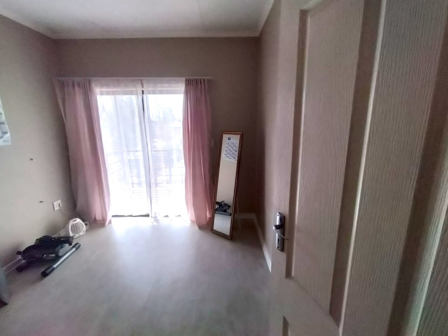 3 Bedroom Property for Sale in Langenhovenpark Free State